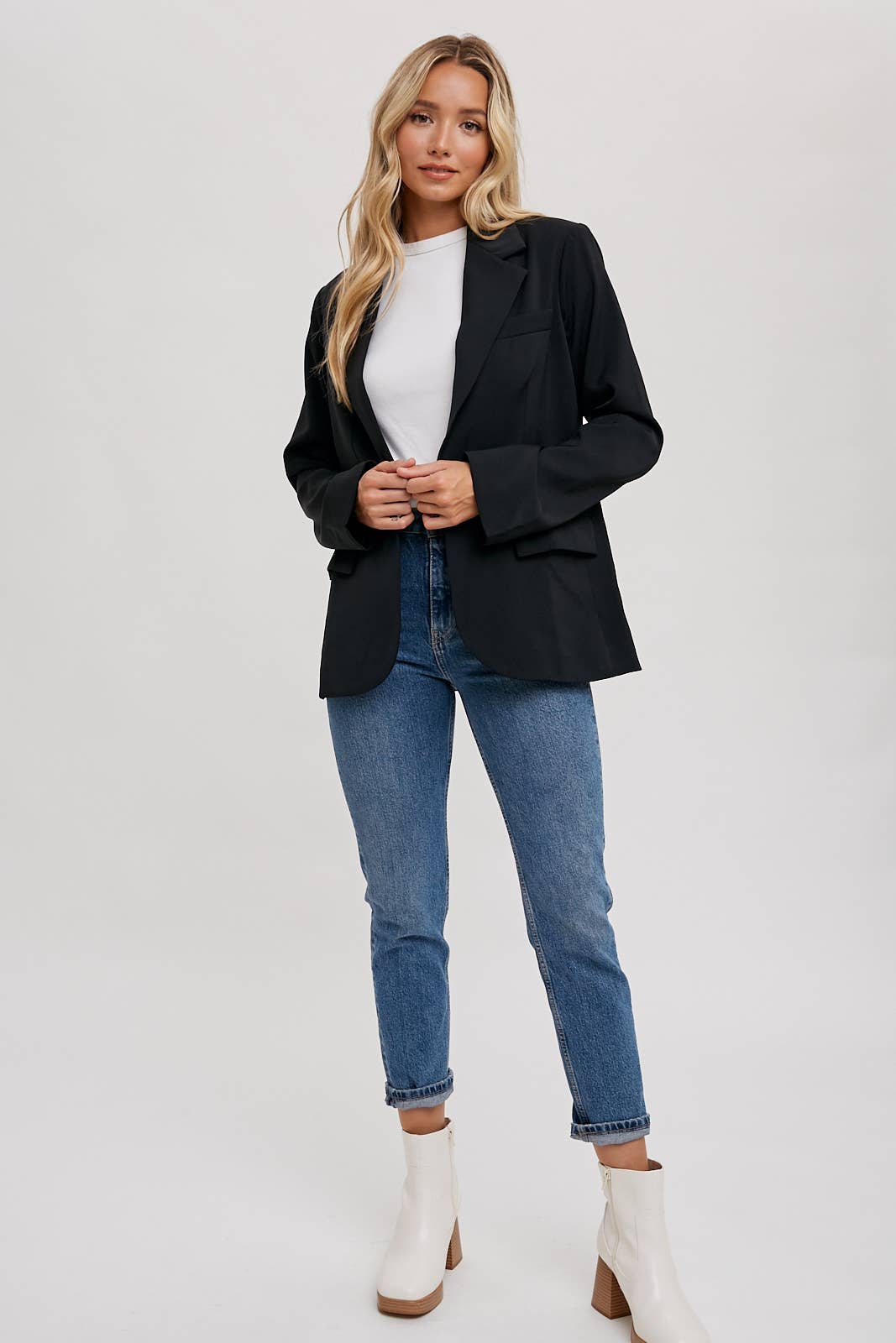 SINGLE BUTTON BLAZER