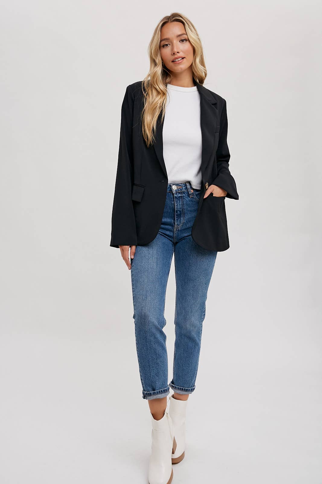 SINGLE BUTTON BLAZER