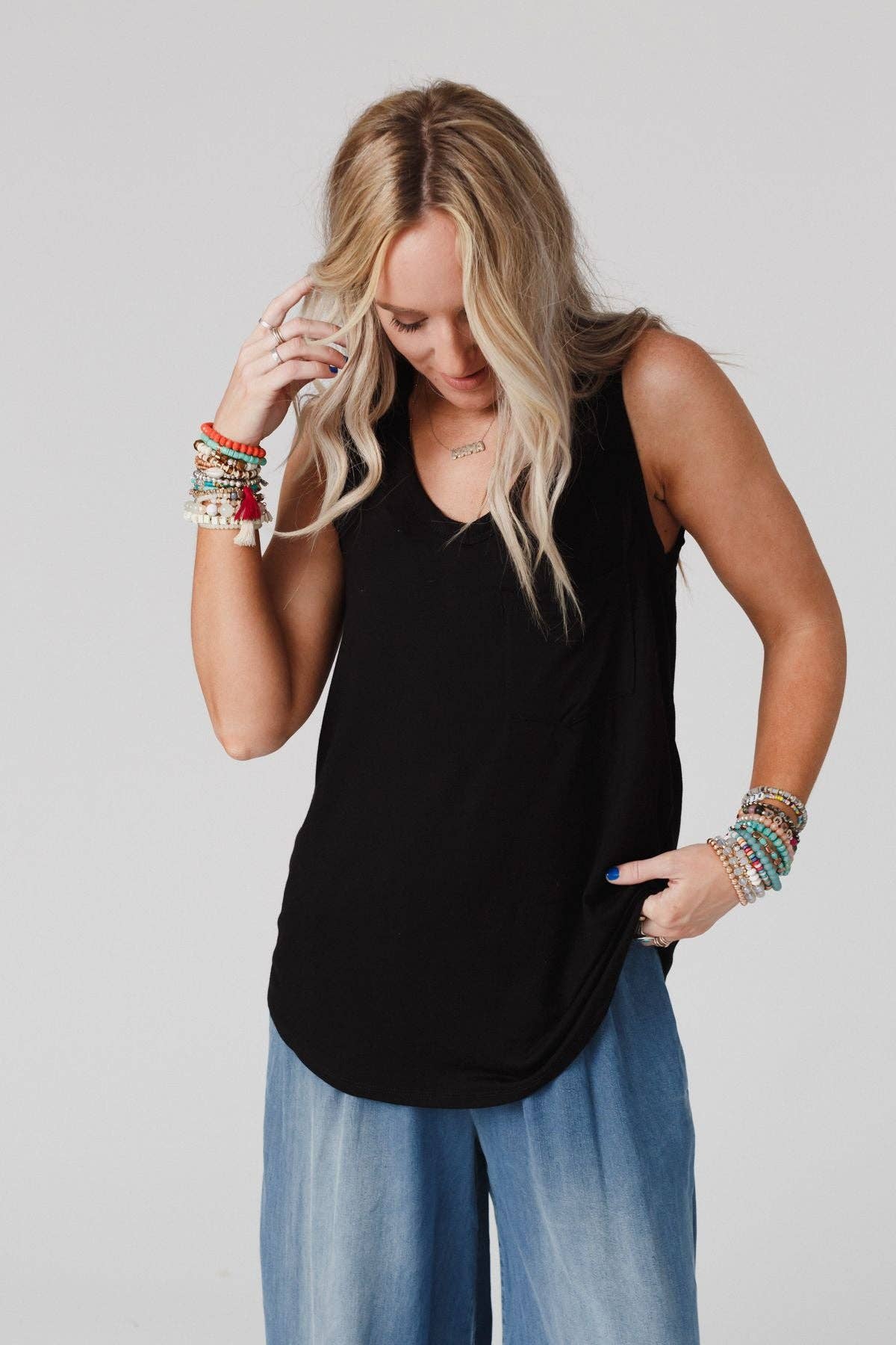 Shelli Scoop Neck Tank Top - Black