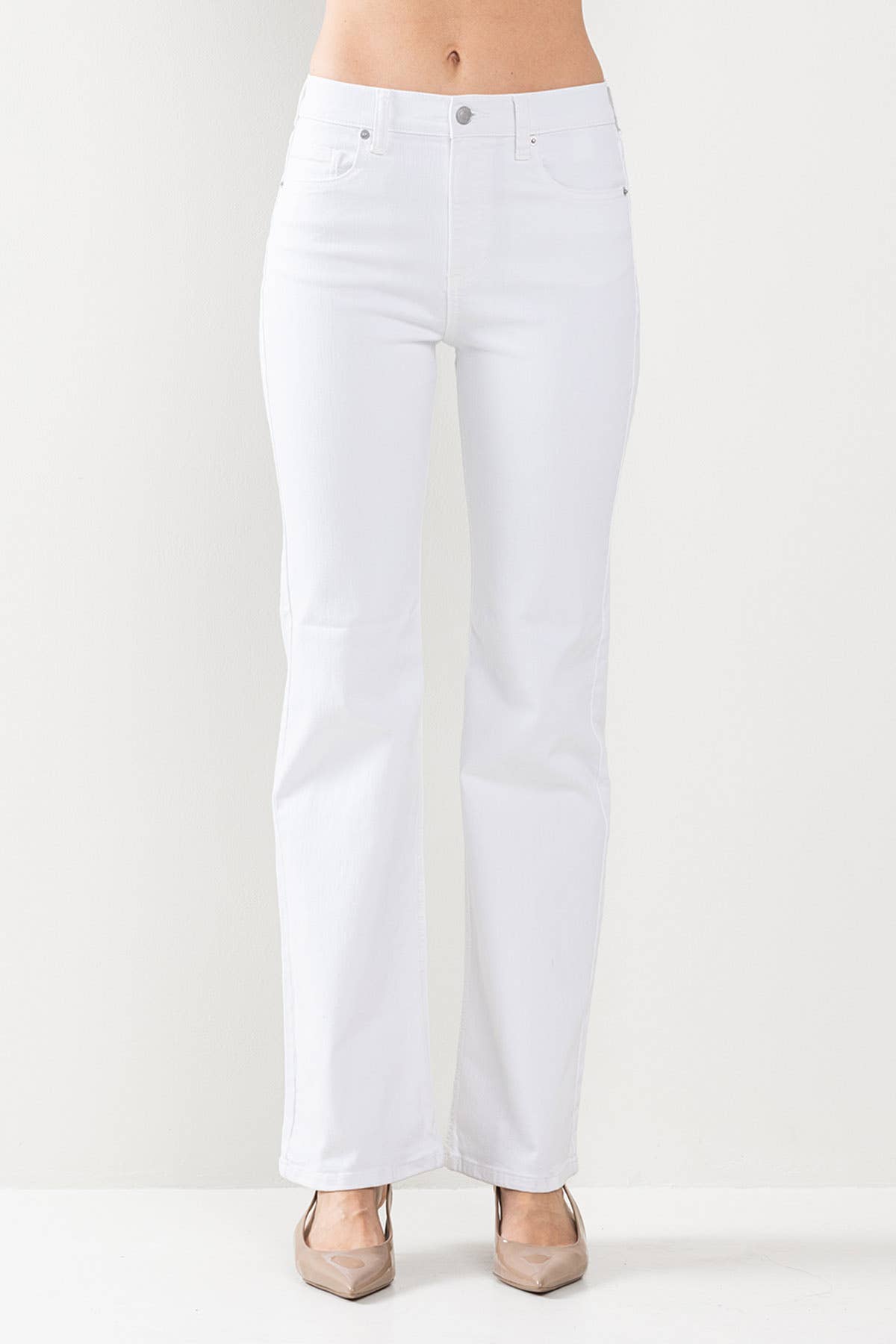 HIGH RISE SLIM BOOTCUT JEANS IN WHITE