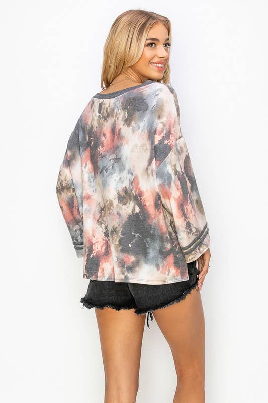 TIE DYE 3/4 BELL SLEEVE BOAT NECK TOP