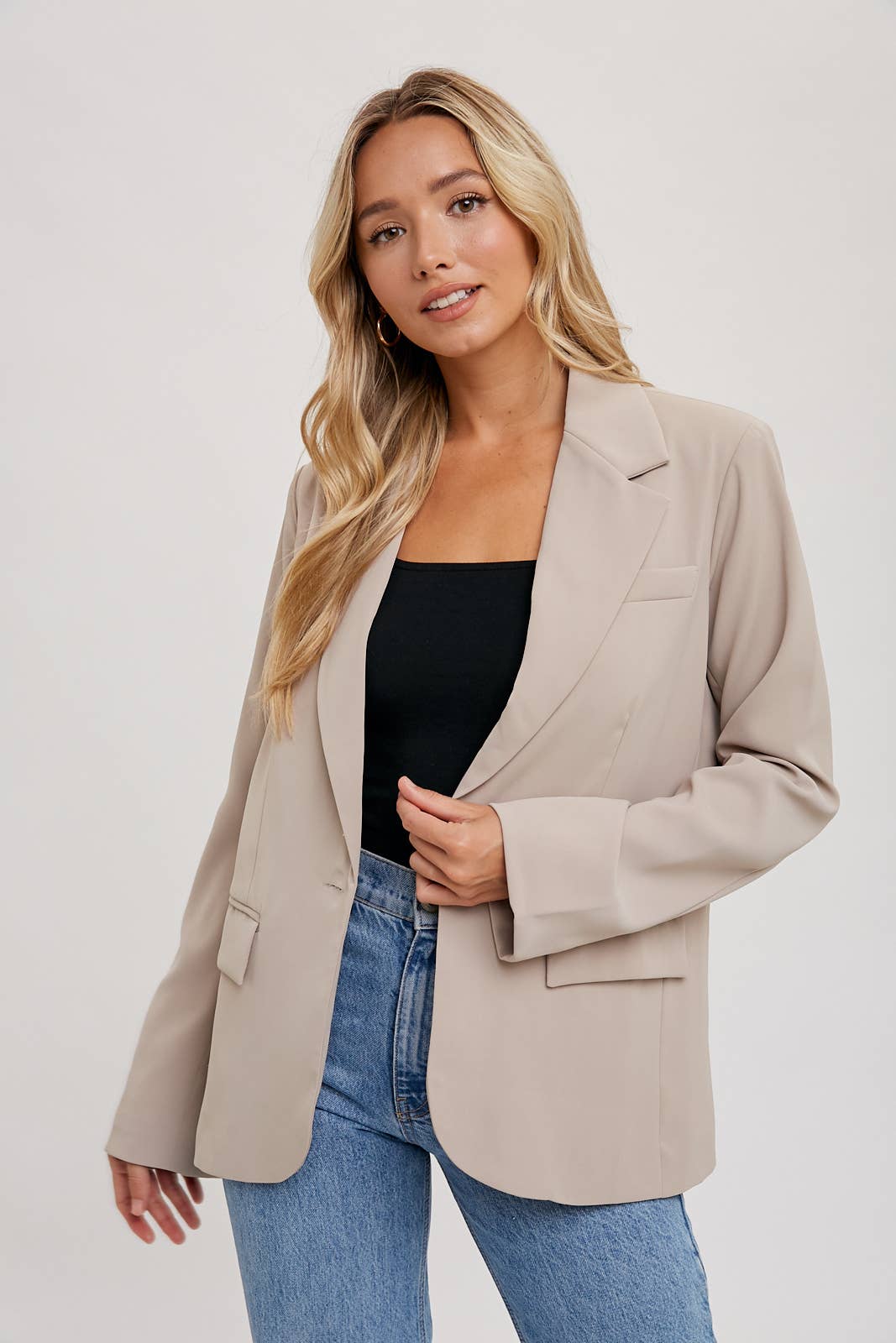 SINGLE BUTTON BLAZER