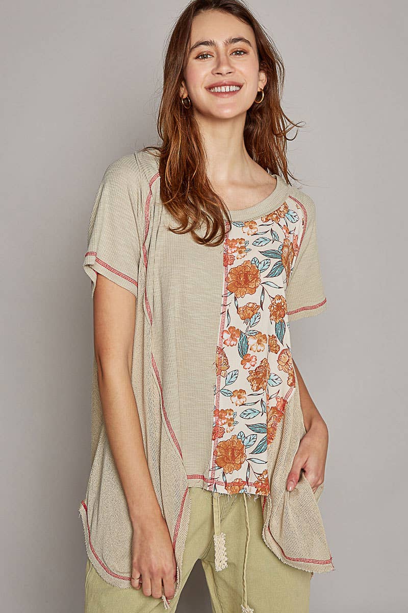 Oversize scoop neck short sleeve floral print solid knit top